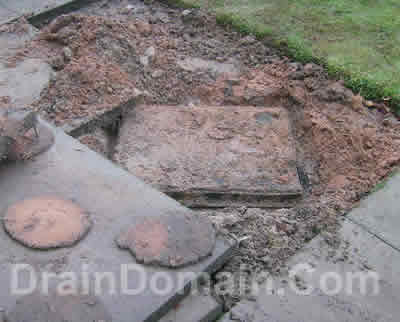 buried manhole_www.draindomain.com